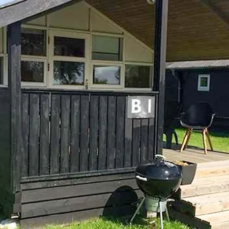 Leilighet In With Heated Swimming Pool