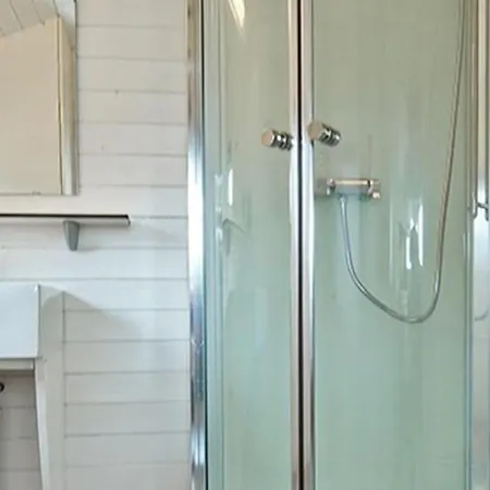 Leilighet In With Heated Swimming Pool *